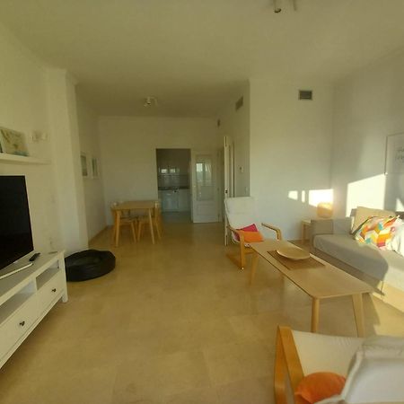 Amplio, Luminoso Y Moderno Apartamento Con Amplia Terraza Y Hermosas Vistas En Exclusiva Urbanizacion Беналмадена Екстериор снимка