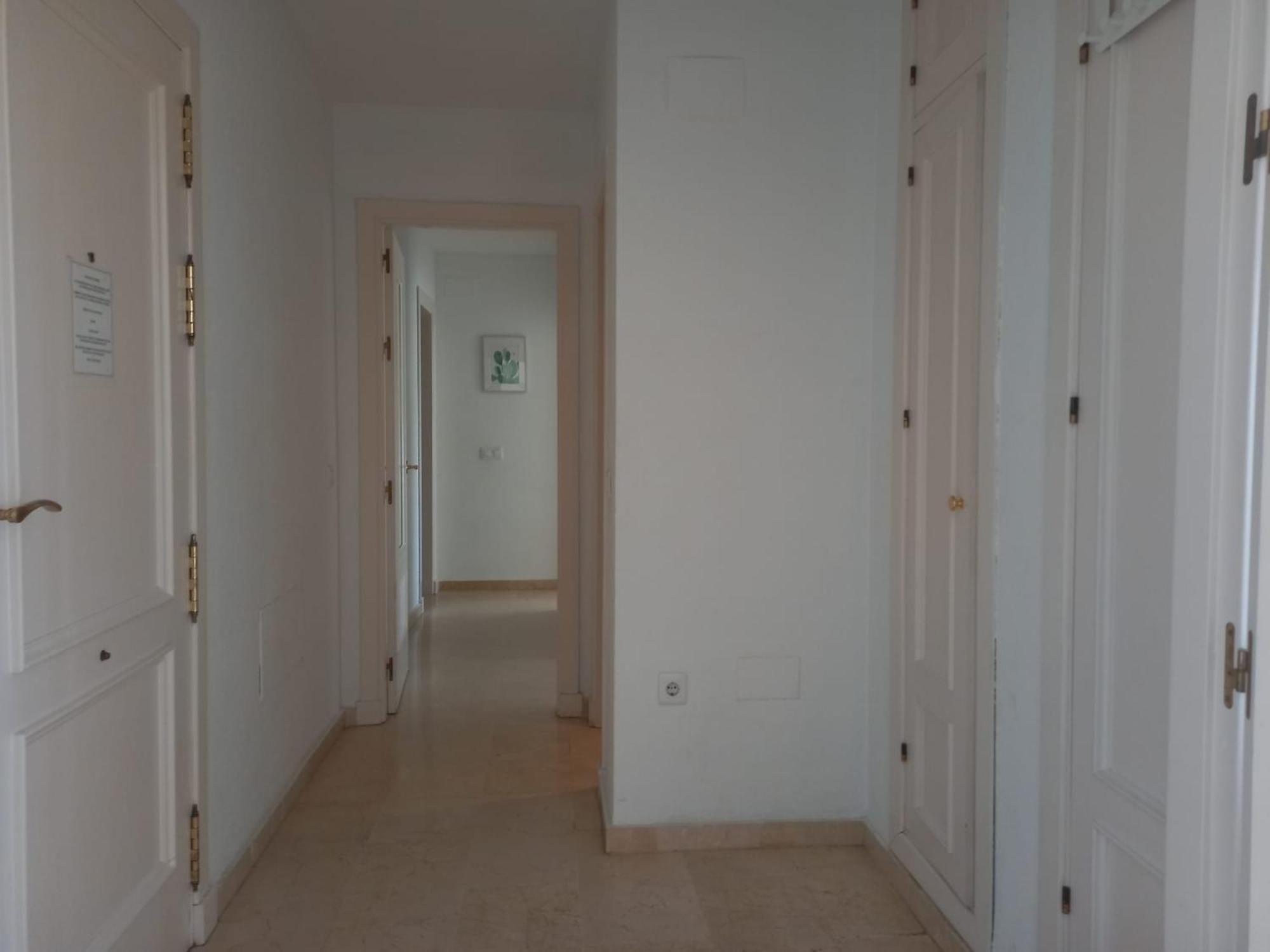 Amplio, Luminoso Y Moderno Apartamento Con Amplia Terraza Y Hermosas Vistas En Exclusiva Urbanizacion Беналмадена Екстериор снимка